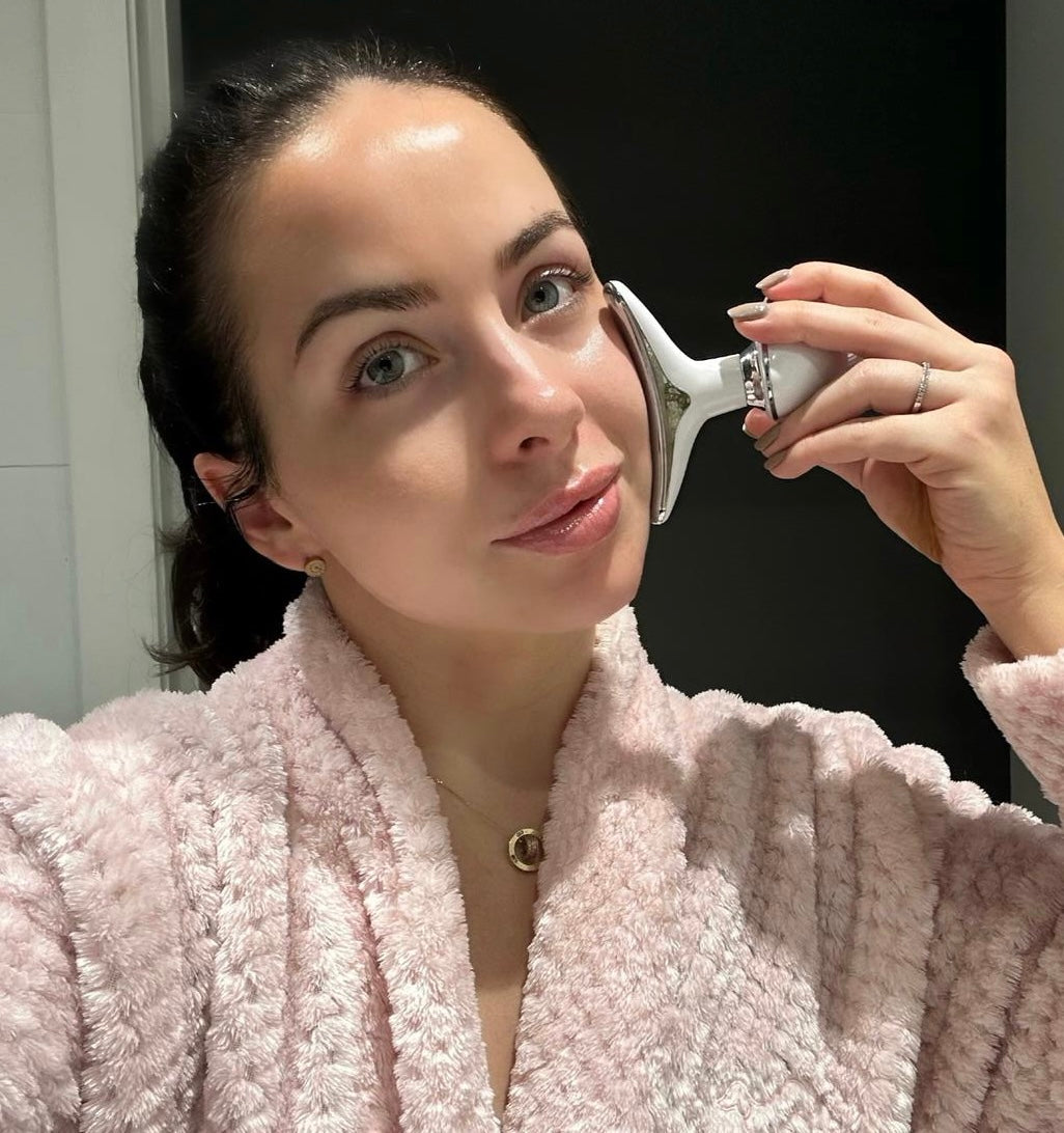 Dispositivo Definidor Facial Cisoma Skin™ con Tecnología LED